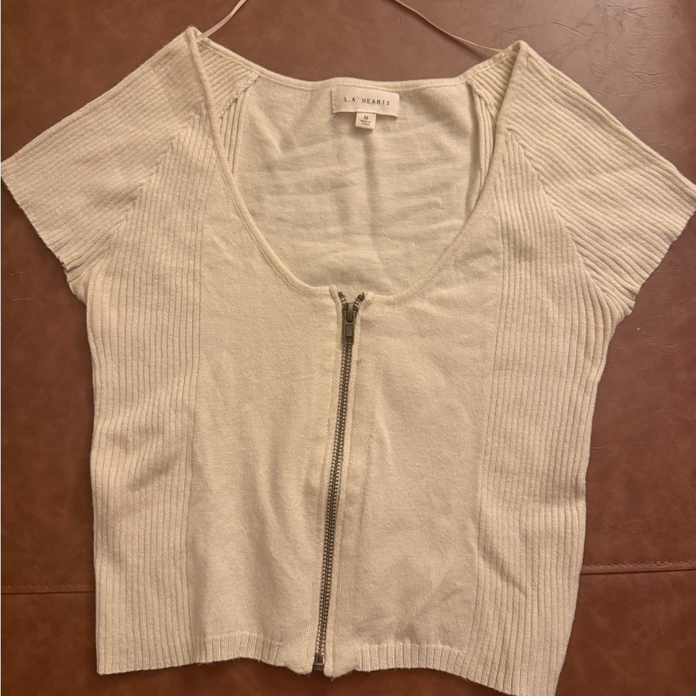 La Hearts Off-White Ribbed Short Sleeve Top